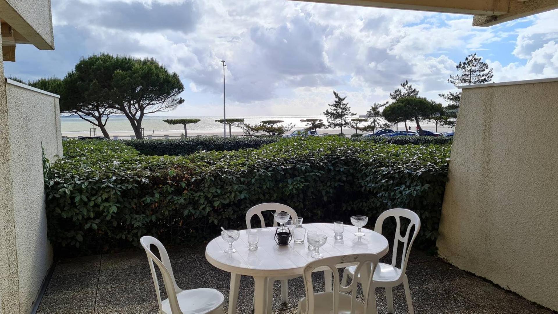 Saint Georges De Didonne - Vue Mer Pour Ce Studio Cosy En Rez-De-Chaussee Dış mekan fotoğraf